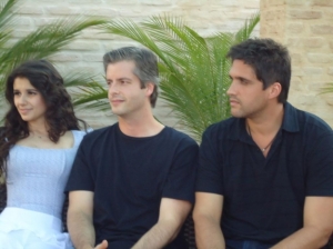 Paula, Victor e Léo